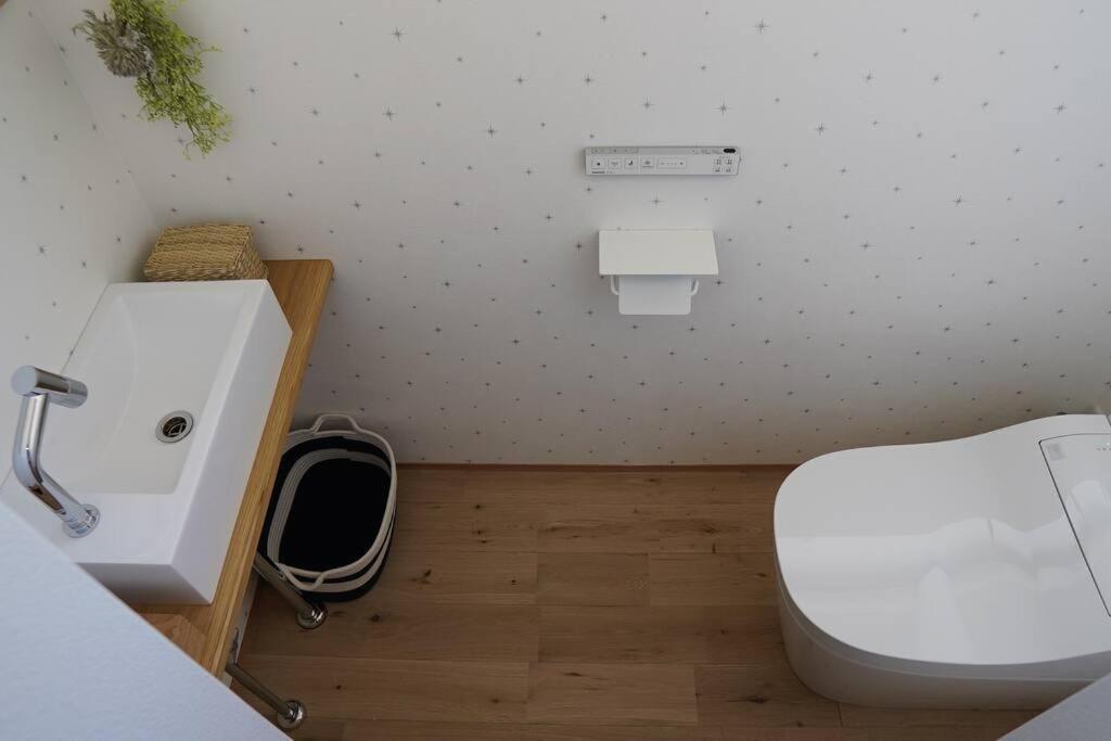 ゆったりとした時間を過ごせる一棟貸切の別荘　たけしま นารุโตะ ภายนอก รูปภาพ